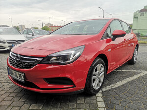 Opel Astra 1.4 Turbo Ecotec 150KM Enjoy 2016r. I Właściciel Rzeczywisty Przebieg Potwierdzony Książką Serwisową Climatronik Parktronik Dotykowy Wyświetlacz 2xKpl Kół Lato/Zima Bezwypadkowy Opłacony